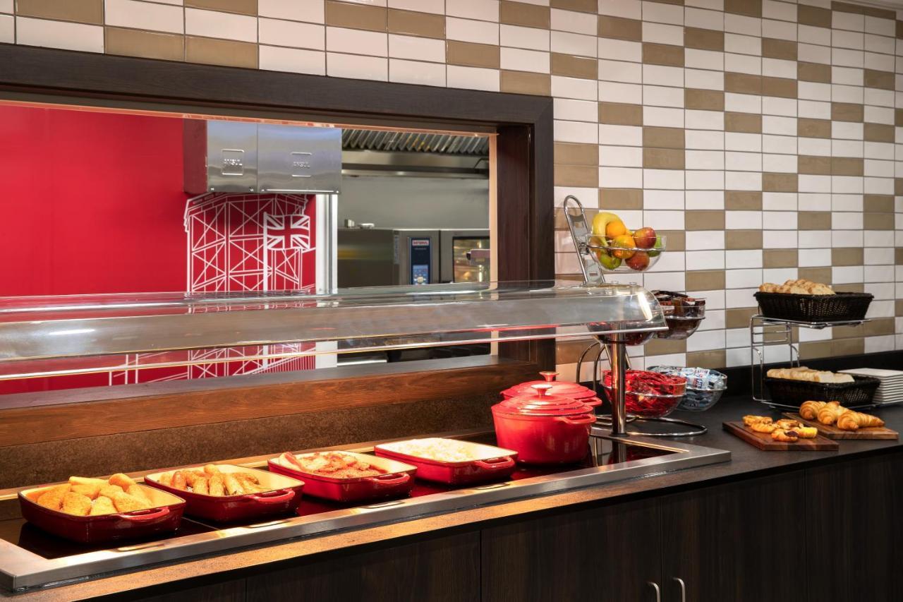 מלון Ramada By Wyndham Leeds East מראה חיצוני תמונה